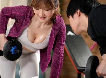 Cặp đôi nữ PT gợi cảm và chàng trai số hưởng phang nhau